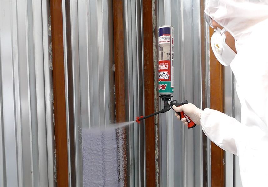 Пена напыляемая профессиональная THERMCOAT Akfix 850мл / 930гр(упаковка 12шт) ПТ930 фото